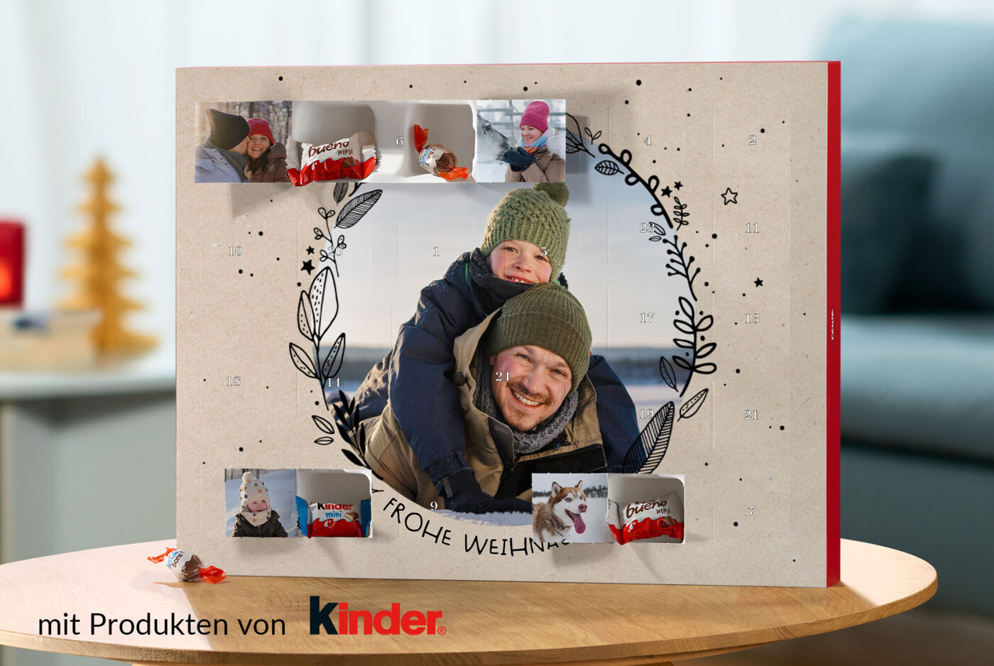CEWE Adventskalender mit Winterfoto und drei geöffneten Türchen, in denen sich Produkte von kinder befinden.