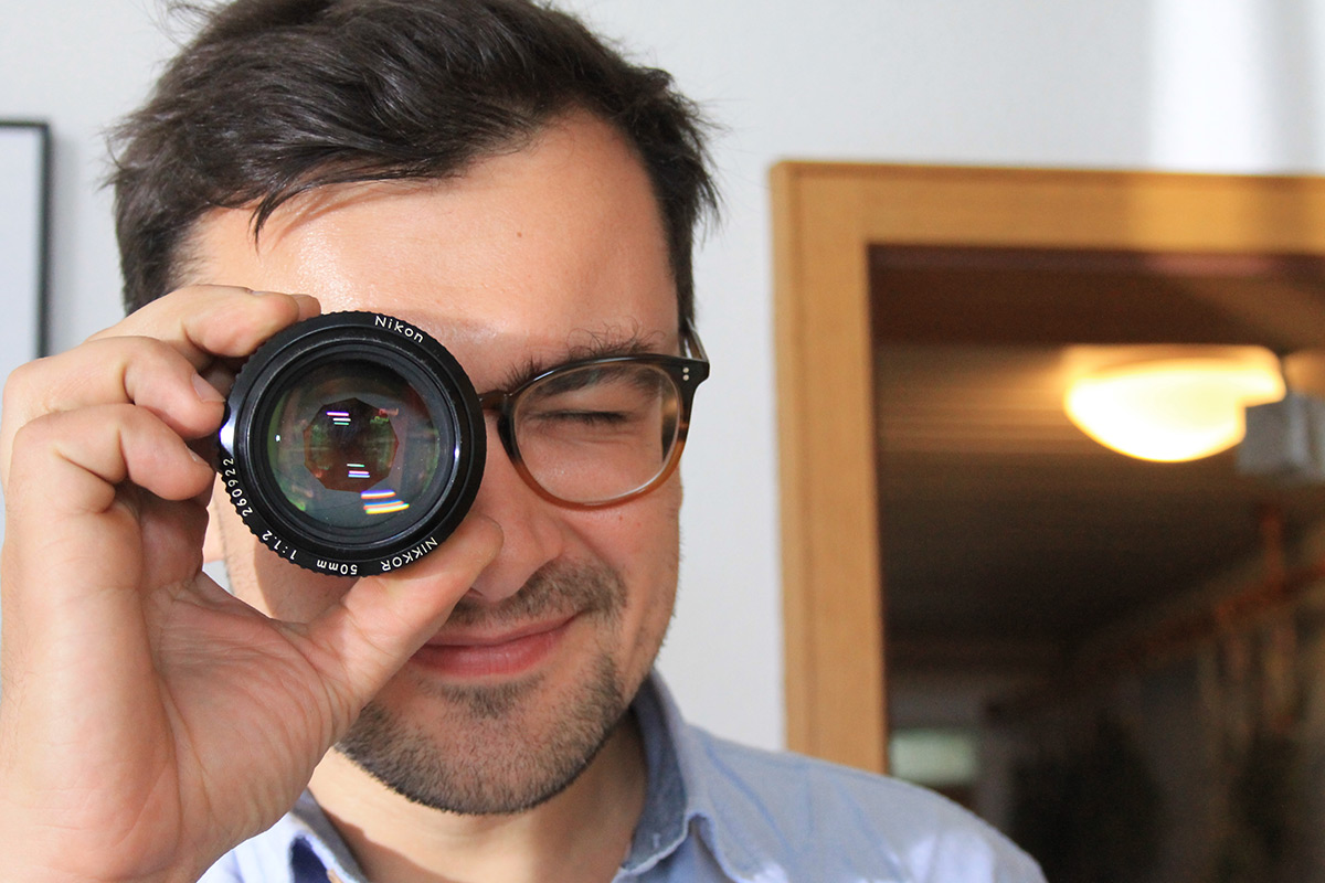 Blick ins Objektiv